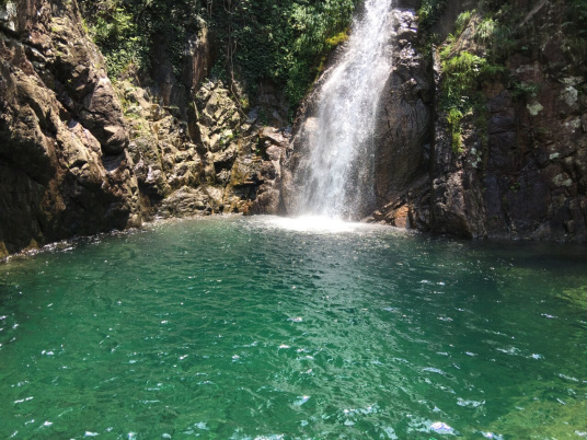 五龙潭风景区（浙江省宁波市的国家AAAA级旅游景区）