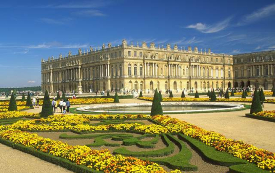 Versailles（法国巴黎境内博物馆）