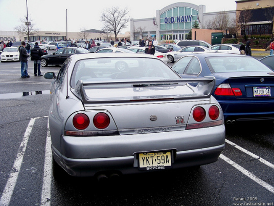 Nissan Skyline GTR R33