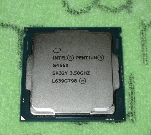 Intel 奔腾 G4560