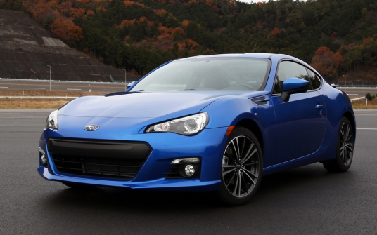 斯巴鲁BRZ