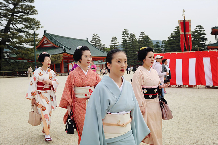 日本女人社会地位真的非常低吗？