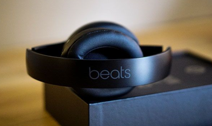 Beats Studio3 Wireless 两个版本的区别