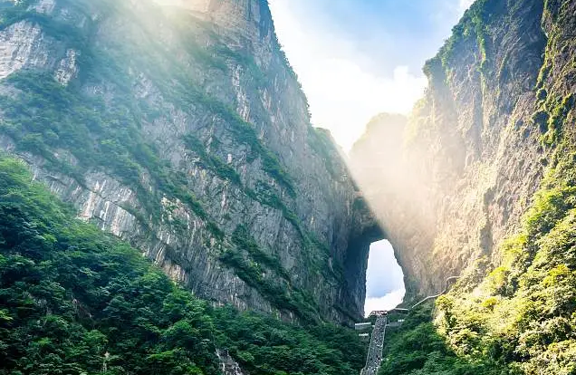 天门山在哪里