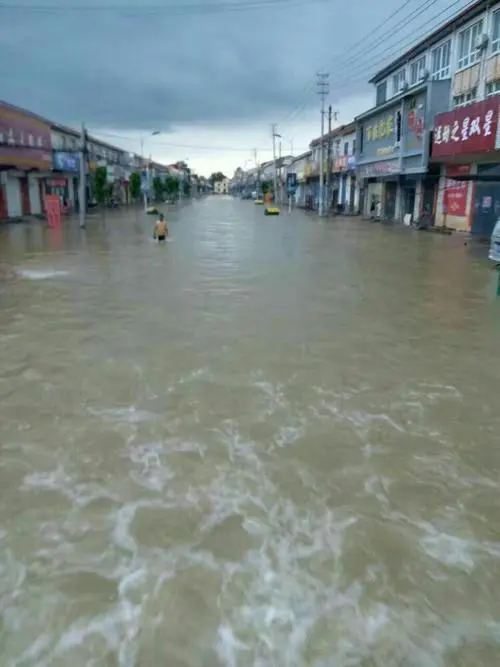 山西襄汾遭遇了特大暴雨，当地的情况如何？