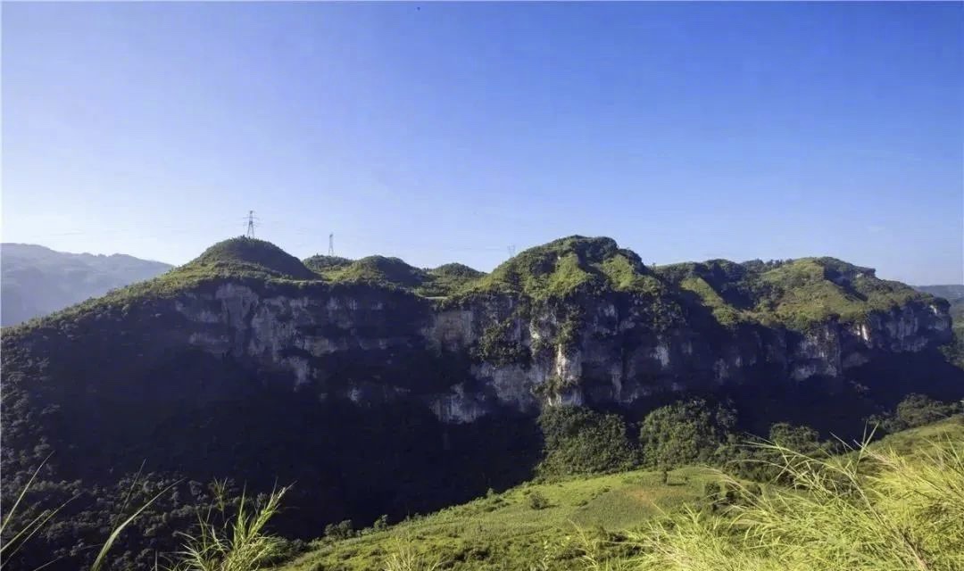 近日，10多名驴友在未开发溶洞探险失联，救援行动进行的如何了？