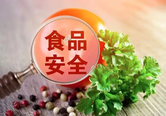 李佳琦在直播间吃米线吃出虫子，食品安全问题为何频发？