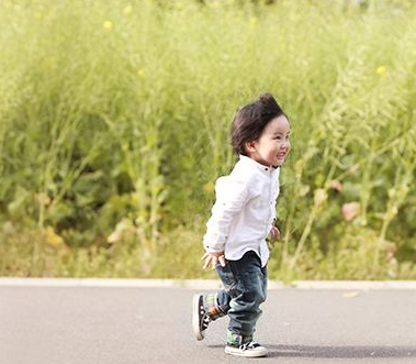 马路上遇到暴露狂该如何解决？