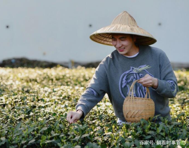 明星捐款再上热搜，辛巴两千万，林生斌一百万，你怎么看？